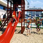 Отель Berlin Park 4*