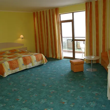 Otel Berlin Park 4*