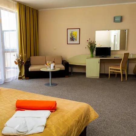Berlin Park מלון 4*