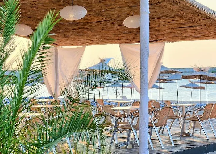 Berlin Park Golden Sands