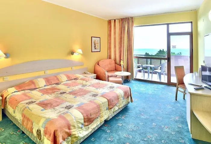 Отель Berlin Park 4*