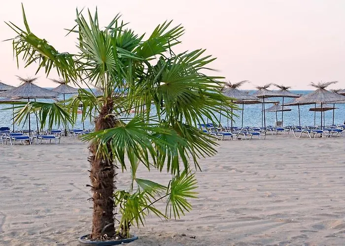 Berlin Park Golden Sands